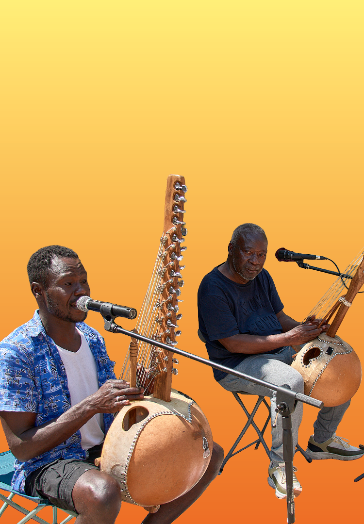 Kora musicians