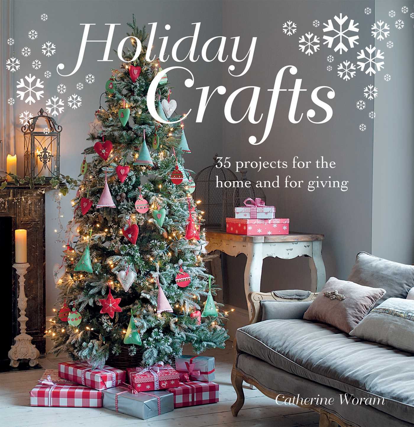 Book cover Holiday crafts - Christmas tree with homemade ornaments